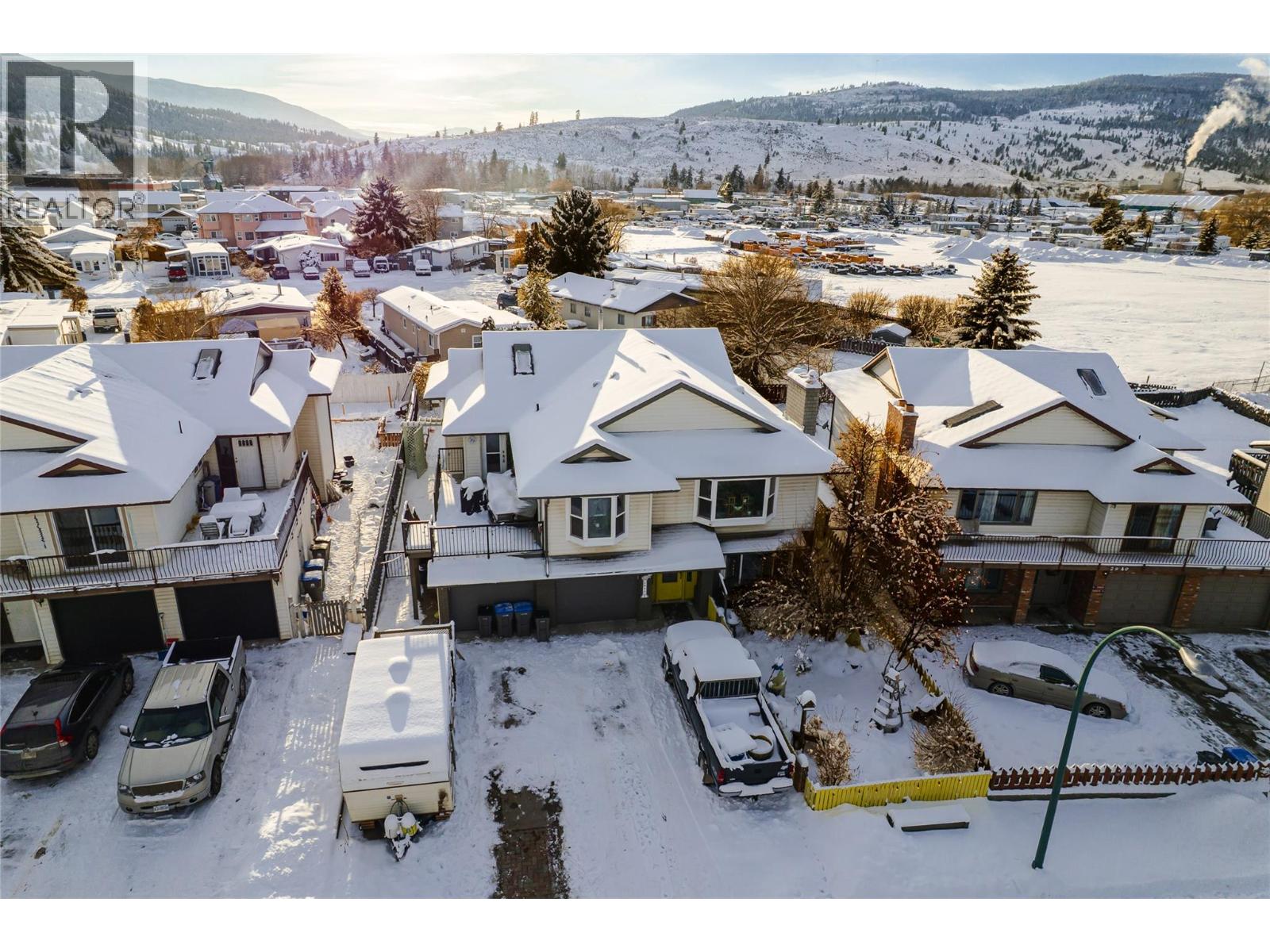 2952 Clapperton Avenue, Merritt