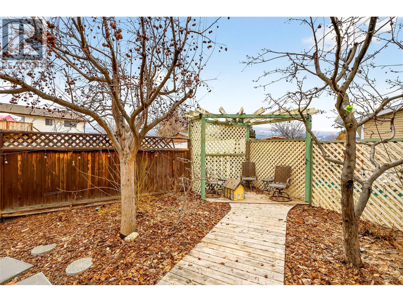 2952 Clapperton Avenue, Merritt