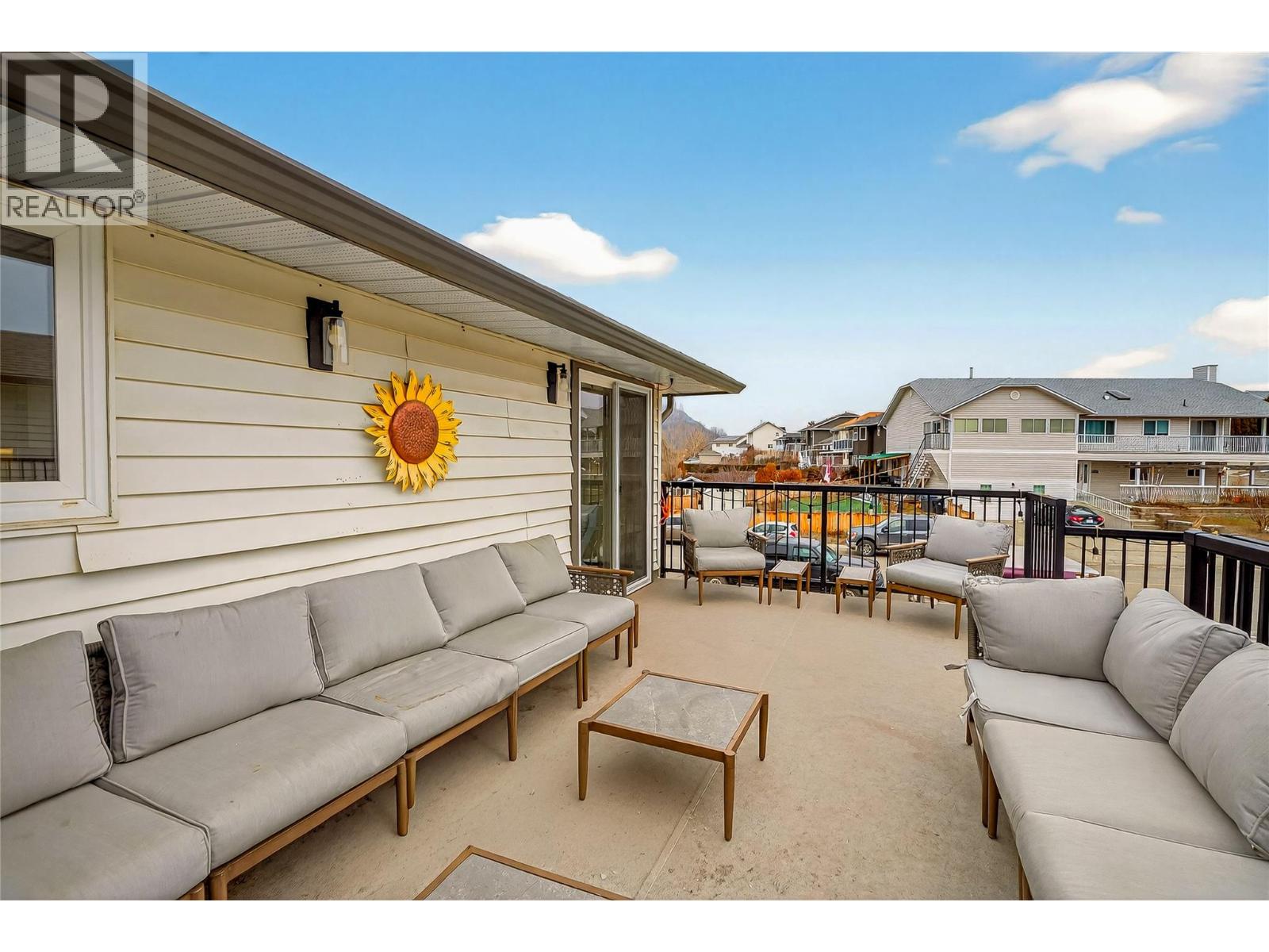 2952 Clapperton Avenue, Merritt