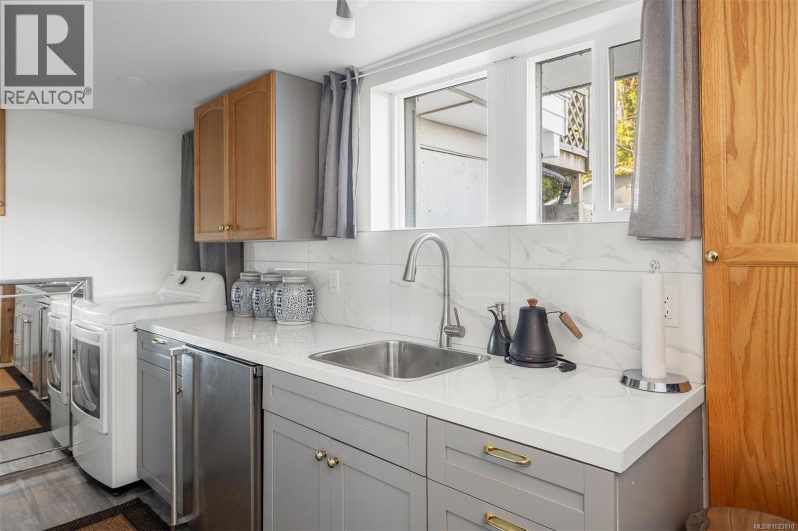 8 1723 Sandy Beach Rd, Mill Bay