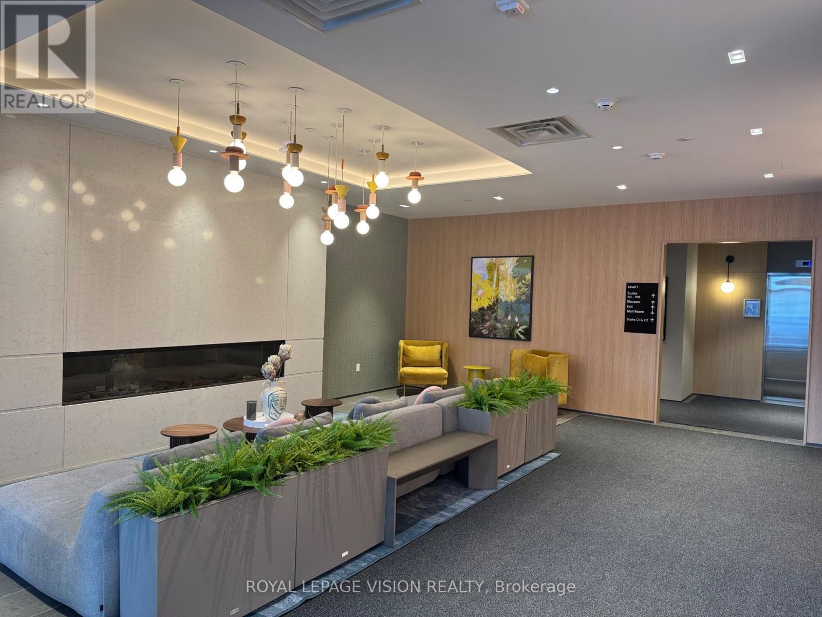 608 - 750 WHITLOCK AVENUE - Photo 2 of 15, Milton (CB Cobban), Ontario