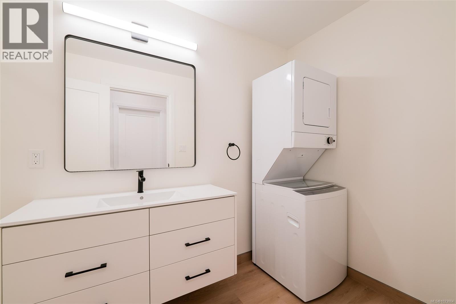 111 Raven Way, Ladysmith