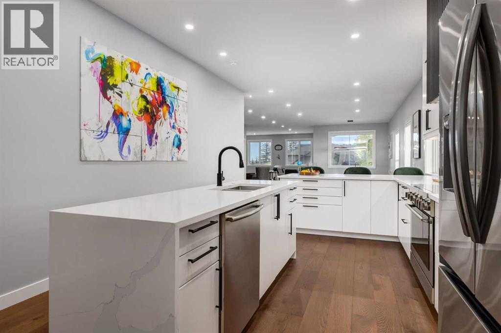 Single Family House Bungalow for Sale in  Signal Hill Drive SW Signal Hill Calgary 