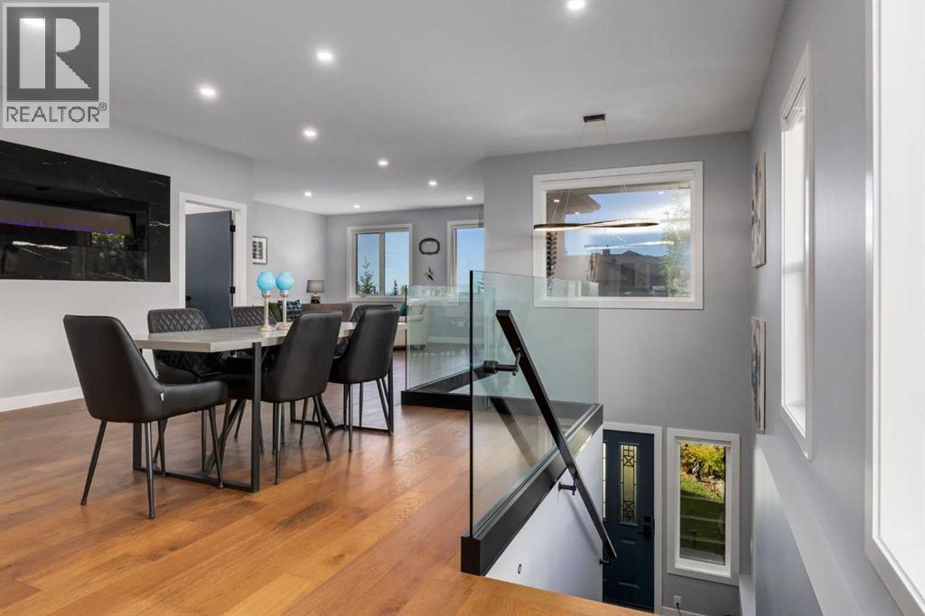 Single Family House Bungalow for Sale in  Signal Hill Drive SW Signal Hill Calgary 