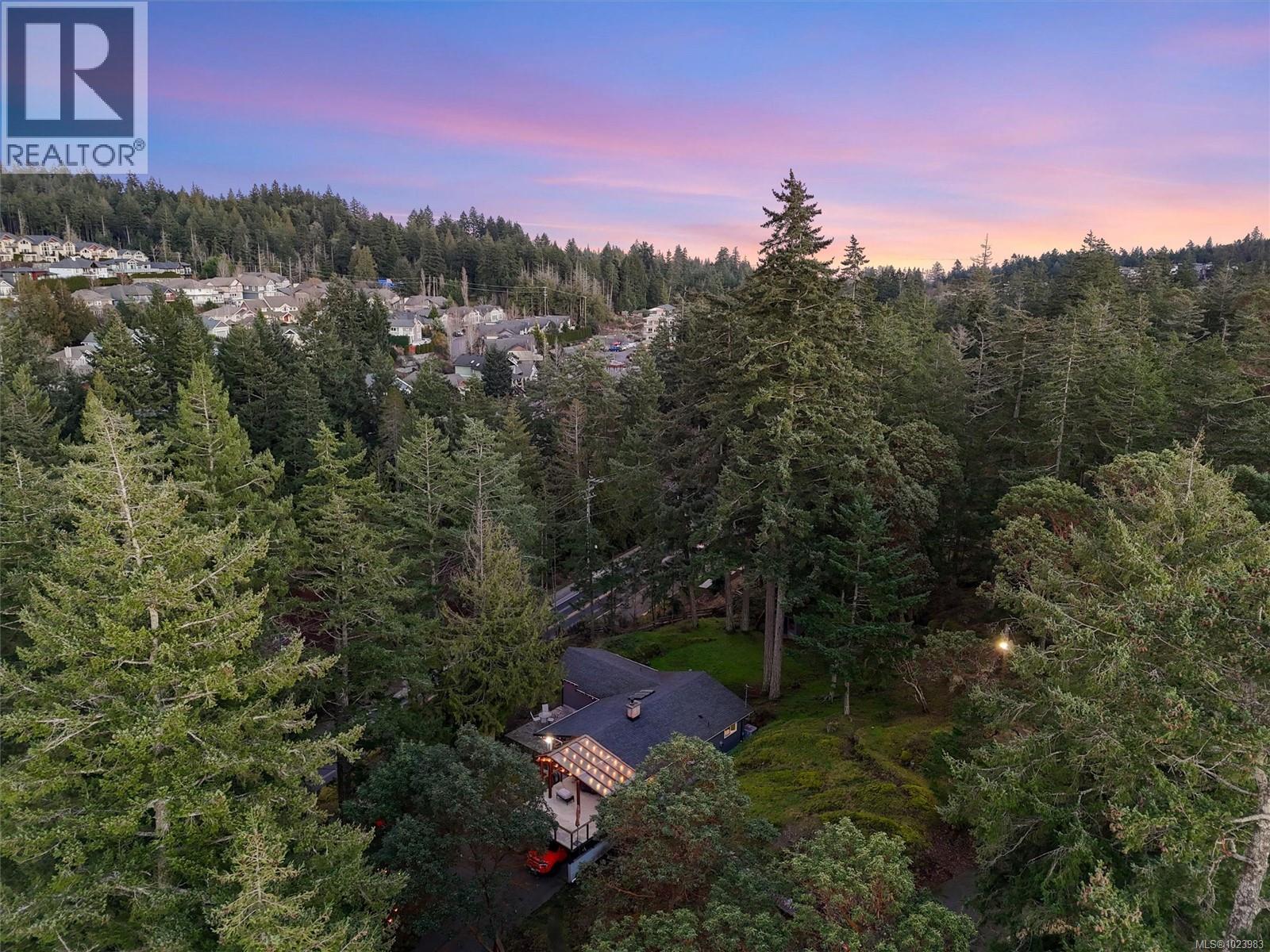 665 Latoria Rd, Colwood