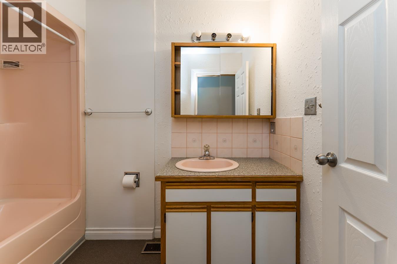 2354 VICTORIA STREET, Prince George