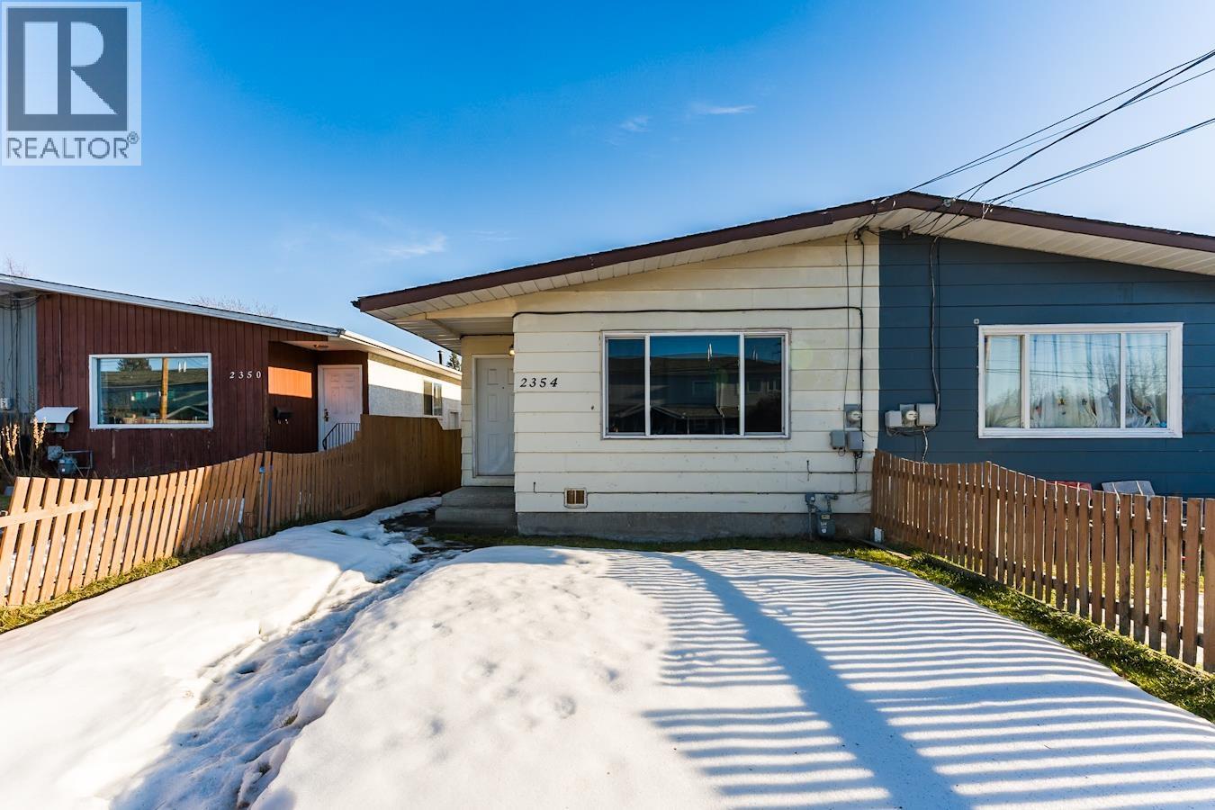 2354 VICTORIA STREET - 1