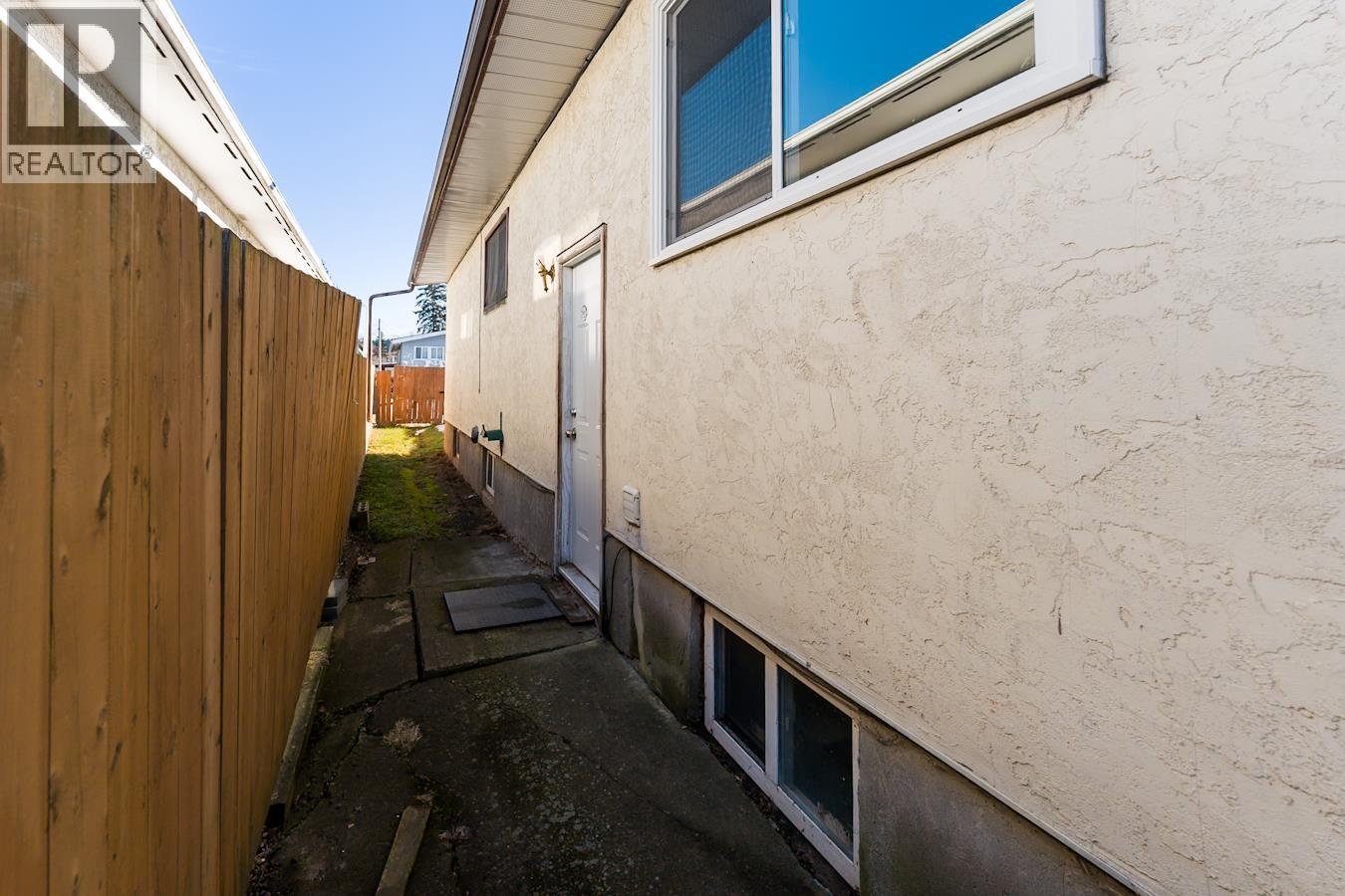 2354 VICTORIA STREET, Prince George