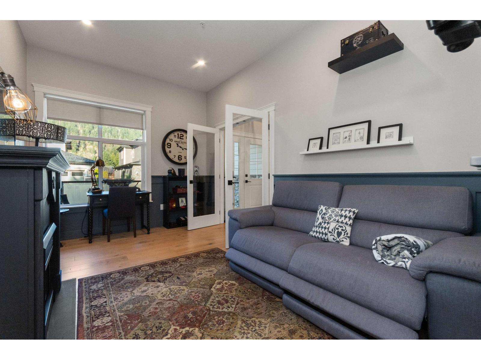 44 1885 COLUMBIA VALLEY ROAD, Cultus Lake South, Cultus Lake