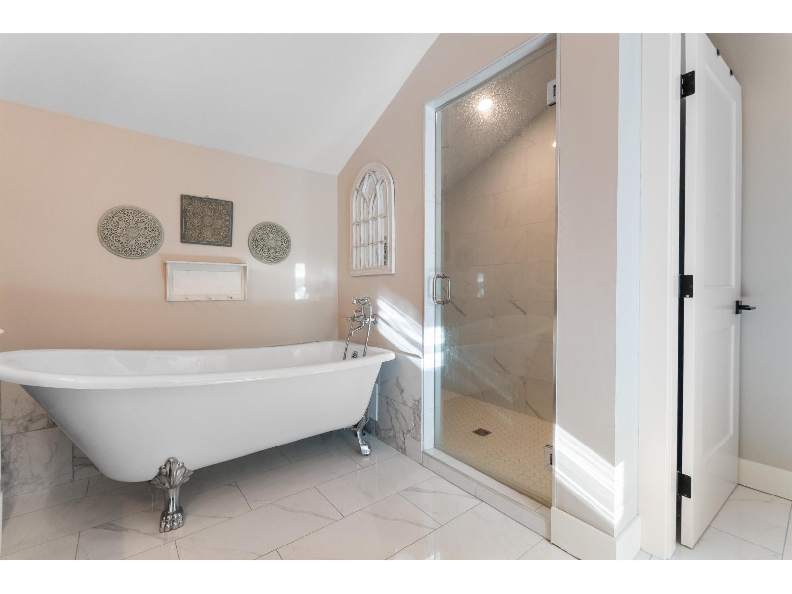 44 1885 COLUMBIA VALLEY ROAD, Cultus Lake South, Cultus Lake