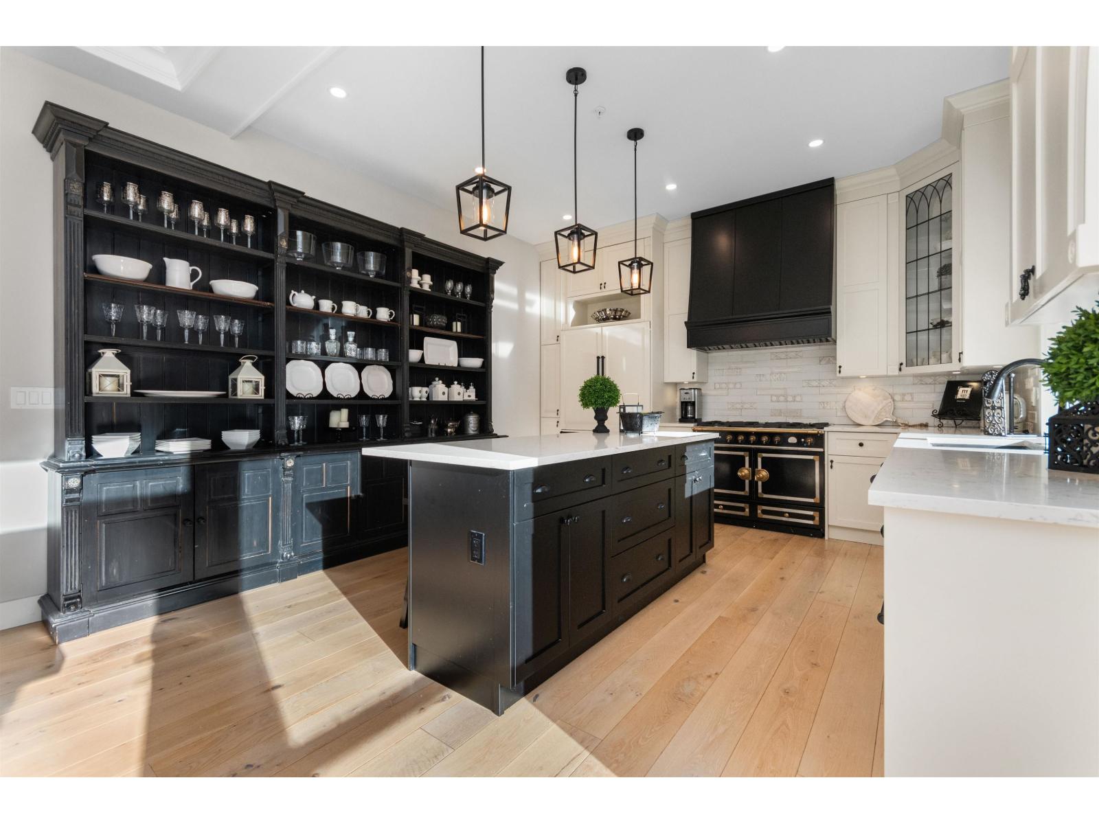 44 1885 COLUMBIA VALLEY ROAD, Cultus Lake South, Cultus Lake