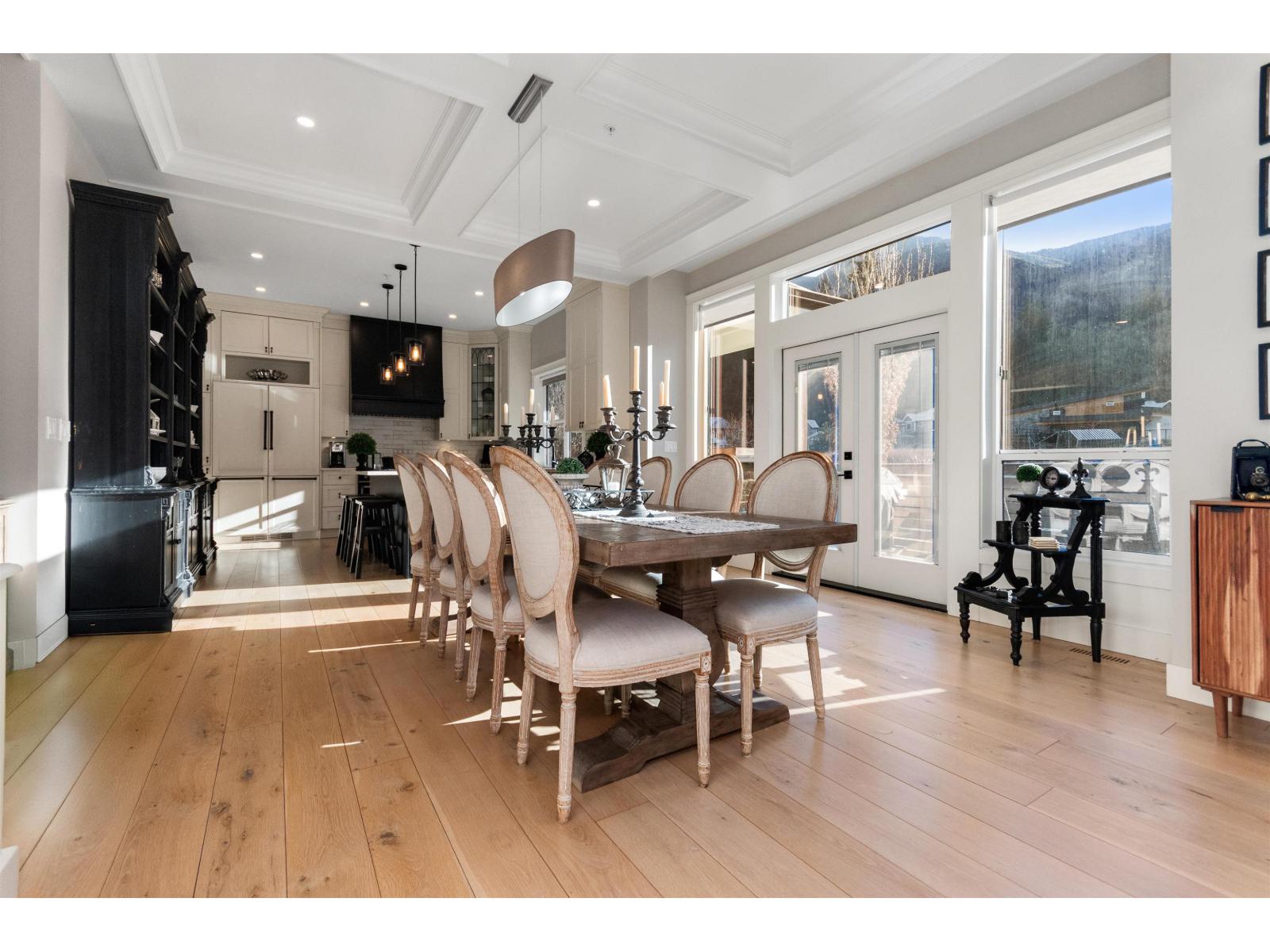 44 1885 COLUMBIA VALLEY ROAD, Cultus Lake South, Cultus Lake