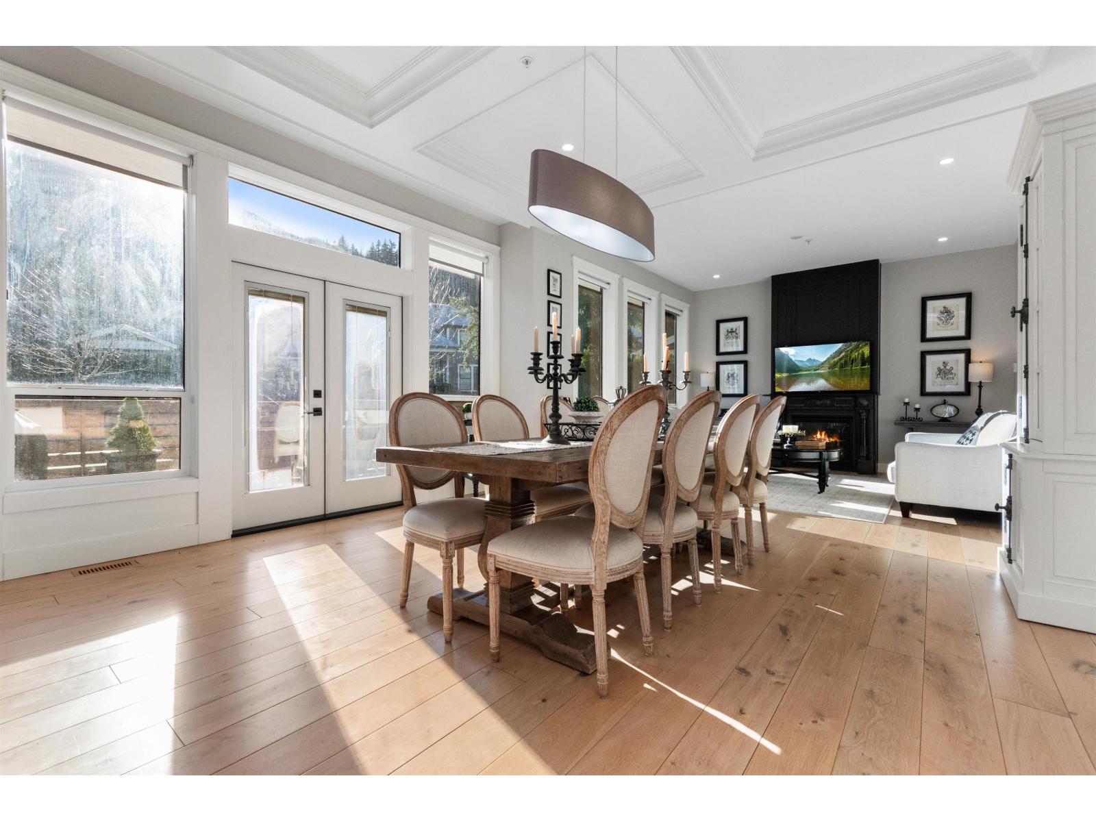 44 1885 COLUMBIA VALLEY ROAD, Cultus Lake South, Cultus Lake