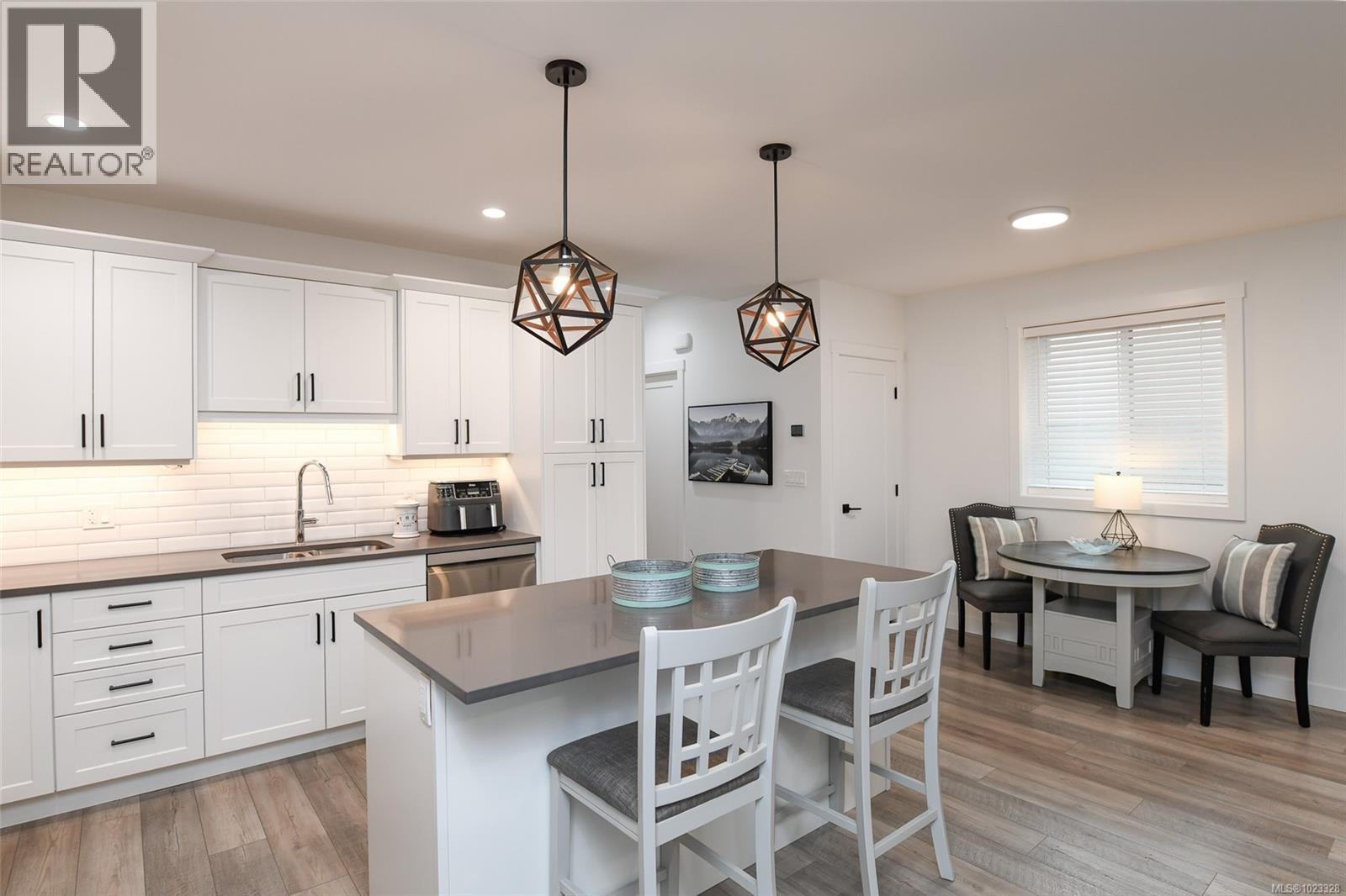 A 2155 Cousins Ave, Courtenay