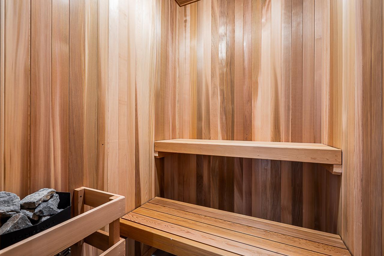 13528 14 AVENUE, Surrey