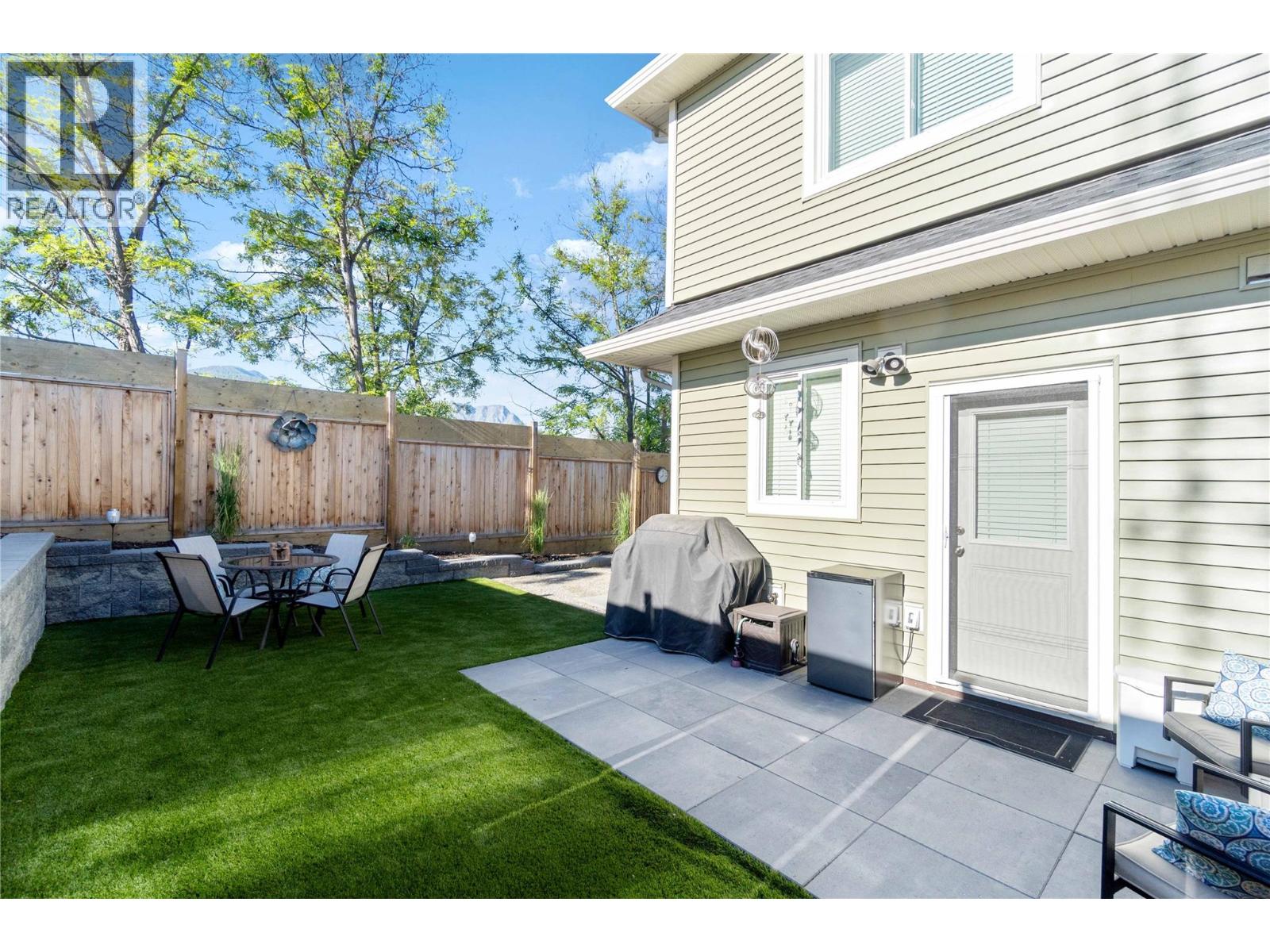 14 1910 11 Avenue Northeast, Salmon Arm