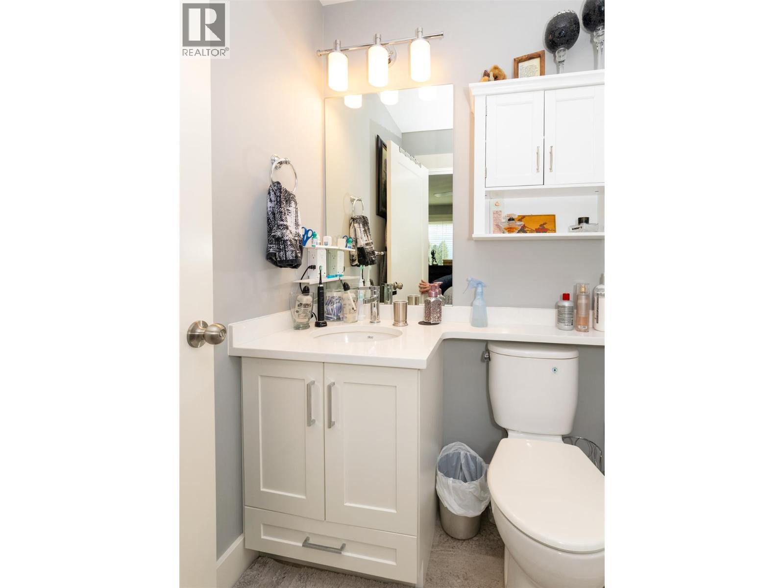 14 1910 11 Avenue Northeast, Salmon Arm