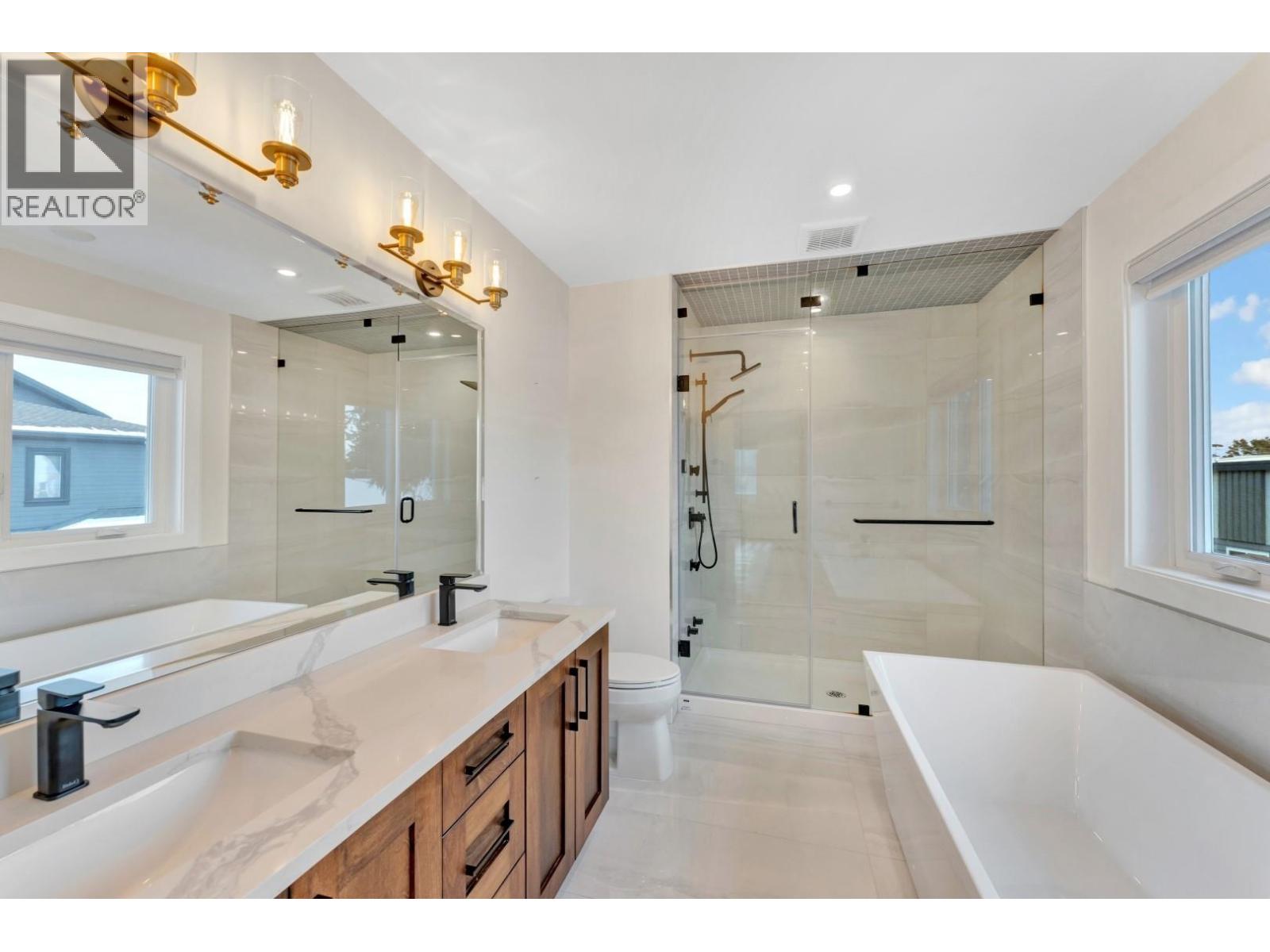 5094A BENTLEY Drive, Delta