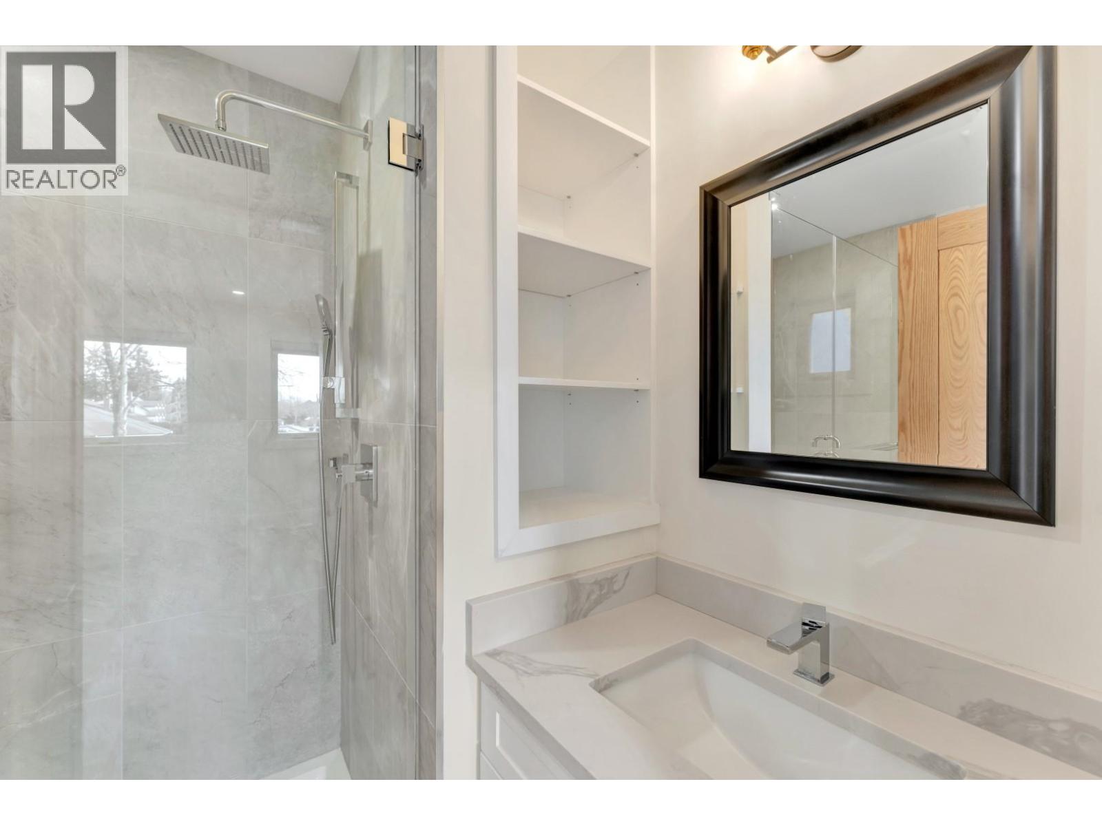 5094A BENTLEY Drive, Delta