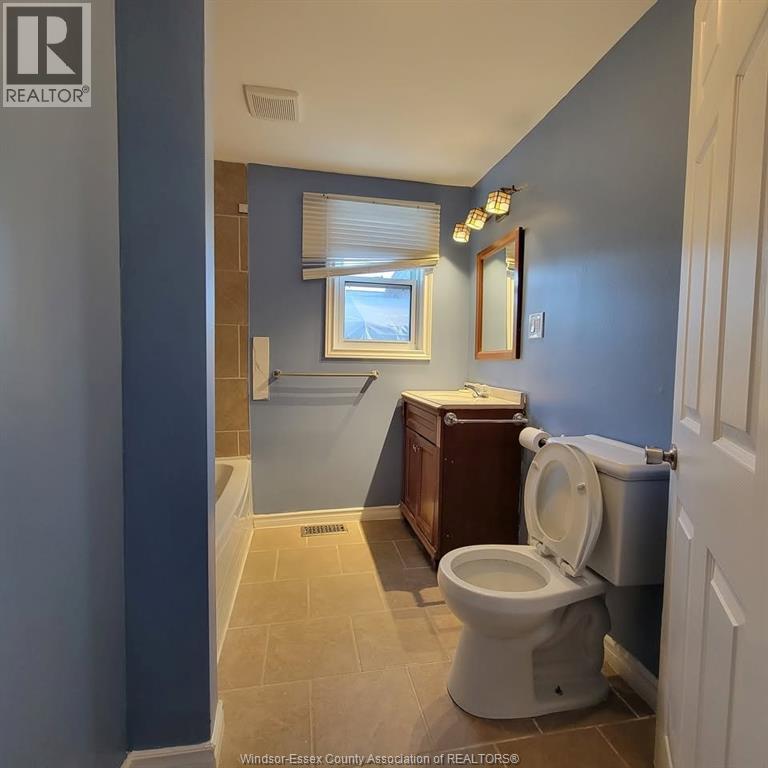 2639 Lloyd George photo 5