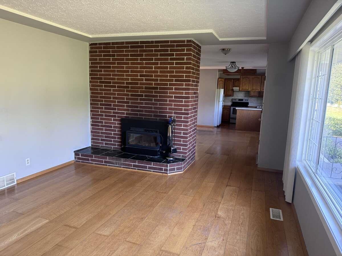 House in Abbotsford - Image 27