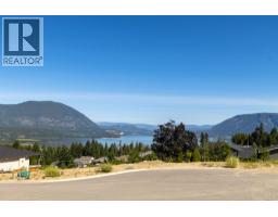 1220 16 Avenue Se, Salmon Arm, BC V1E2R5 Photo 8