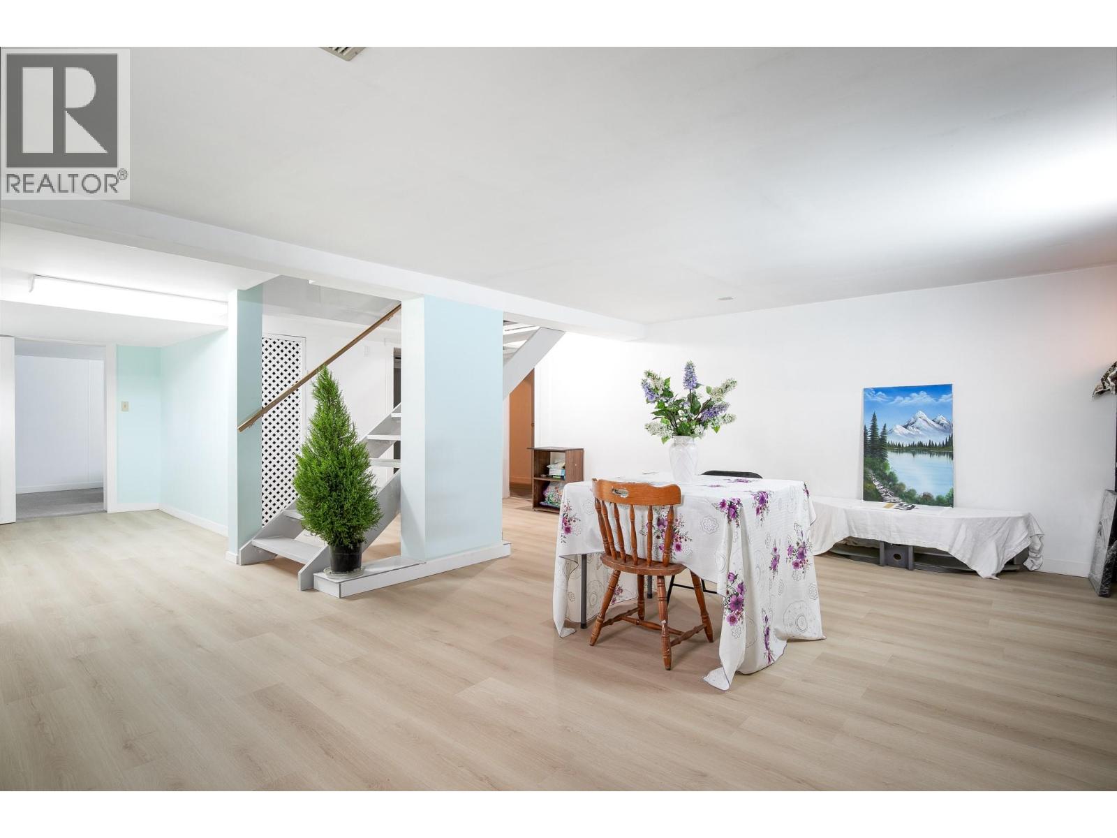 7880 Pleasant Valley Road - 28