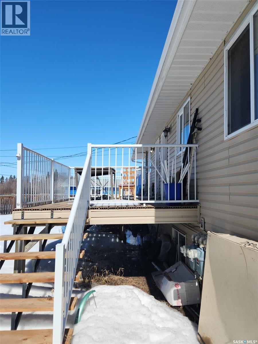 #633/635 3rd STREET NE - 4