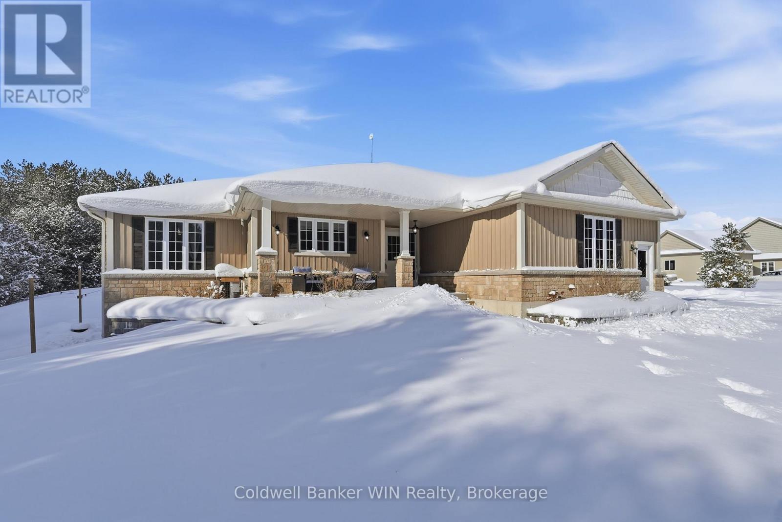 113 SCOTTS HILL ROAD - Photo 3 of 40, West Grey, Ontario