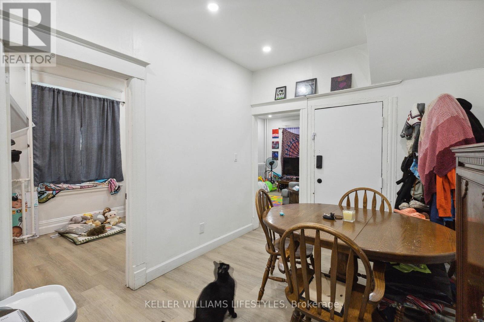 33 STATION STREET Property Photo