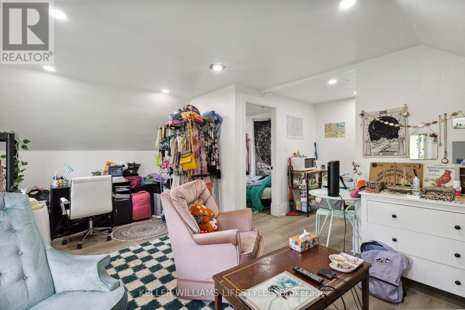 33 STATION STREET Property Photo