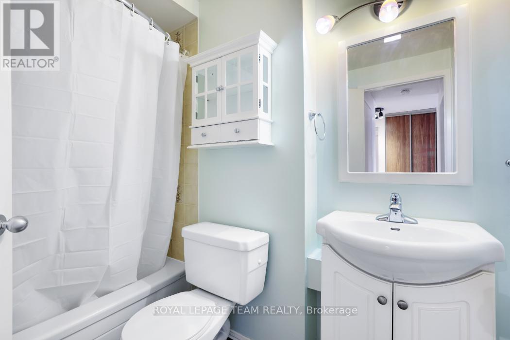 #205 6532 BILBERRY DRIVE - 17