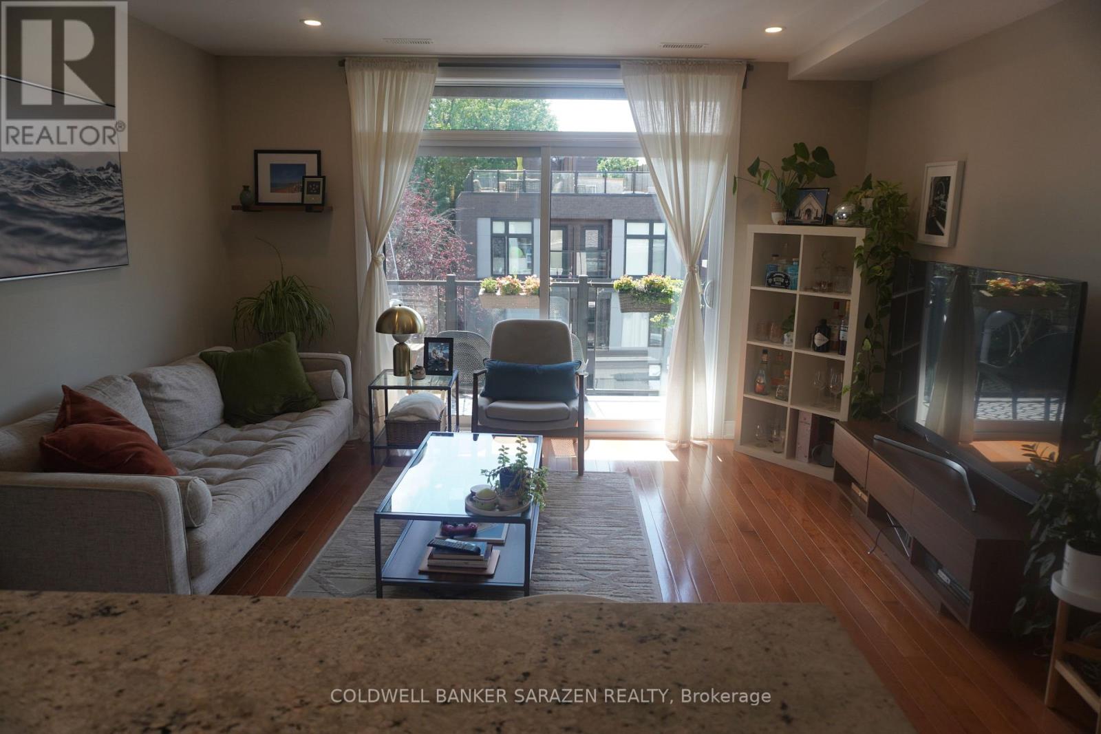 7 Monk Unit 8 photo 3