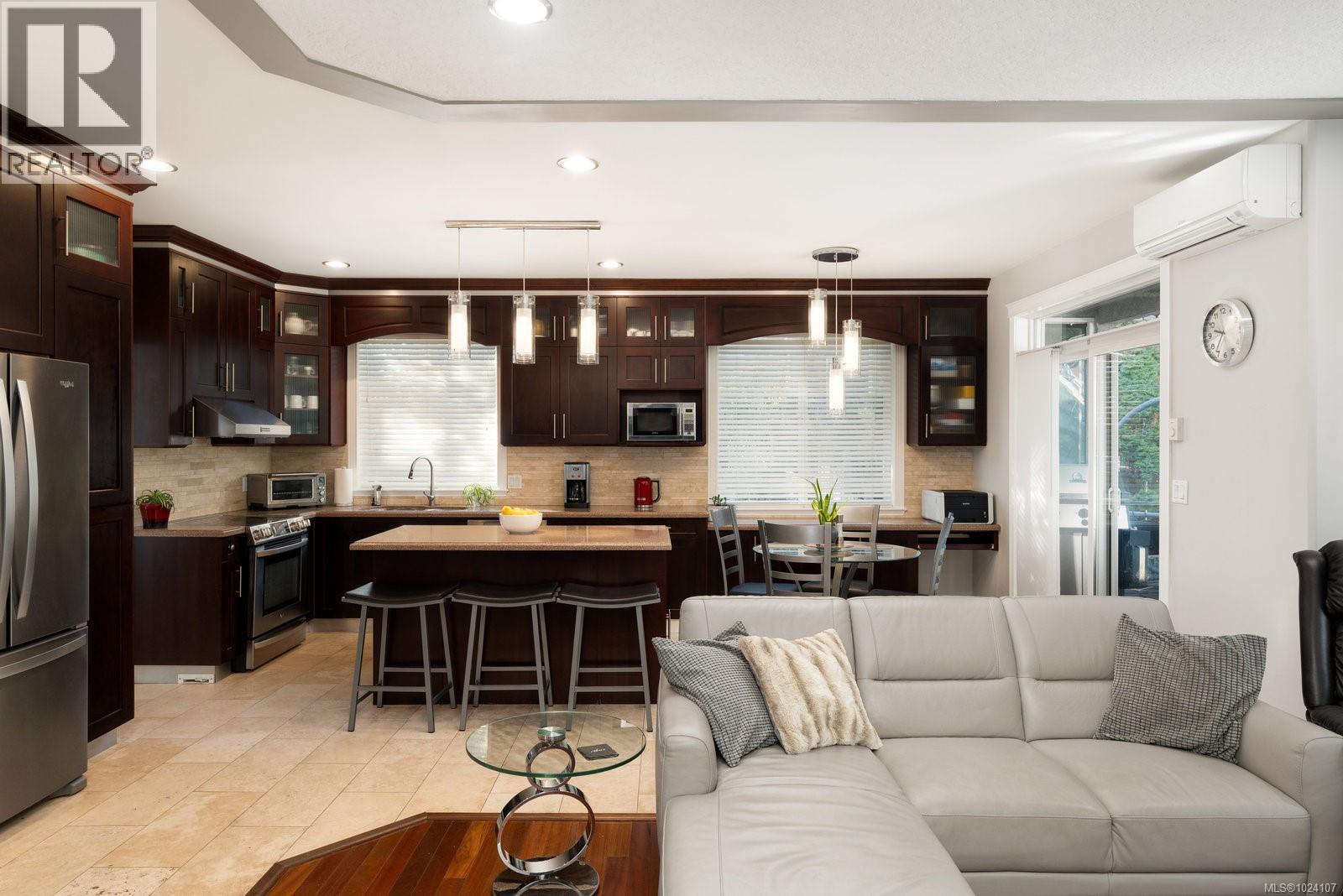  3908A Ascot Drive, Saanich