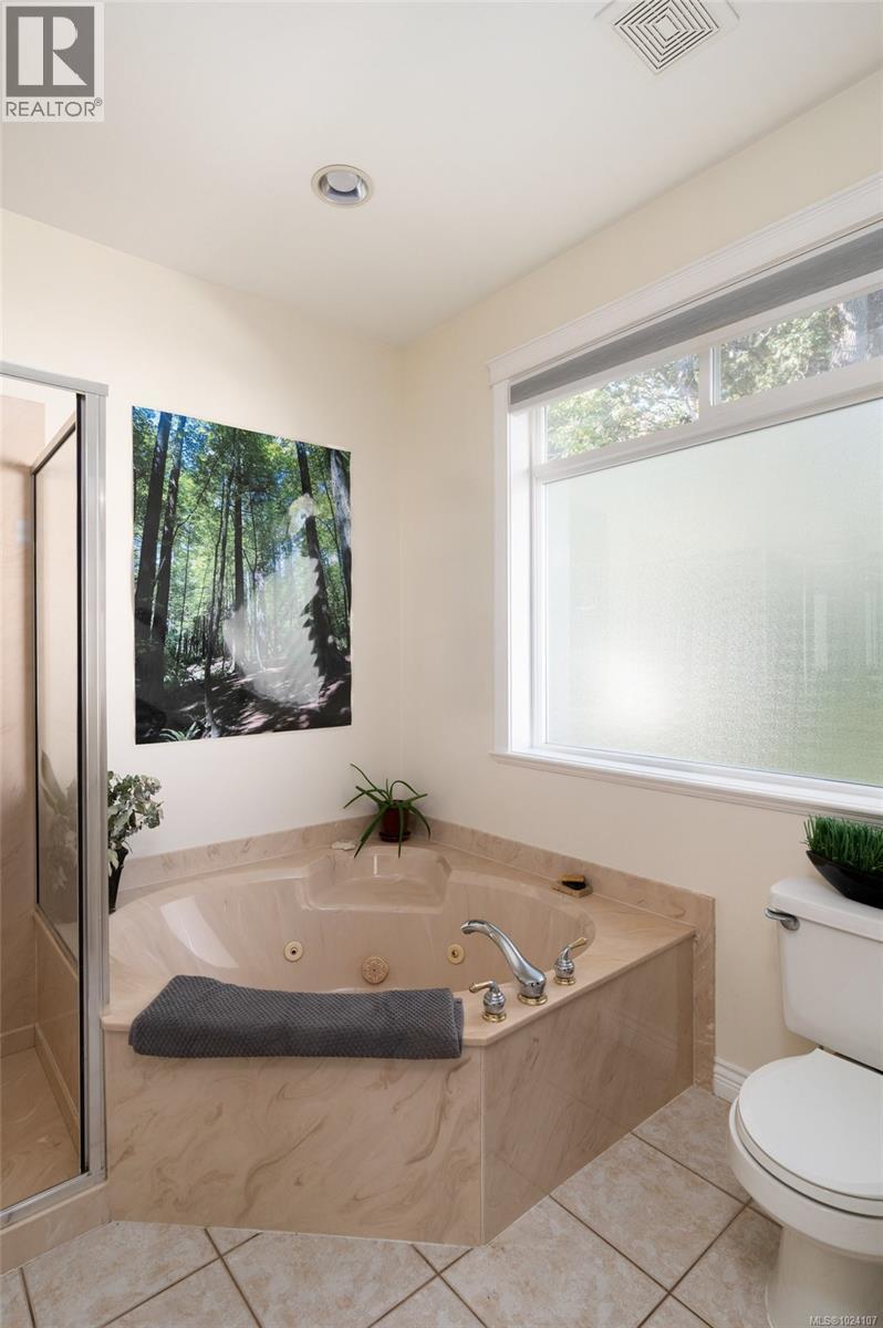  3908A Ascot Drive, Saanich