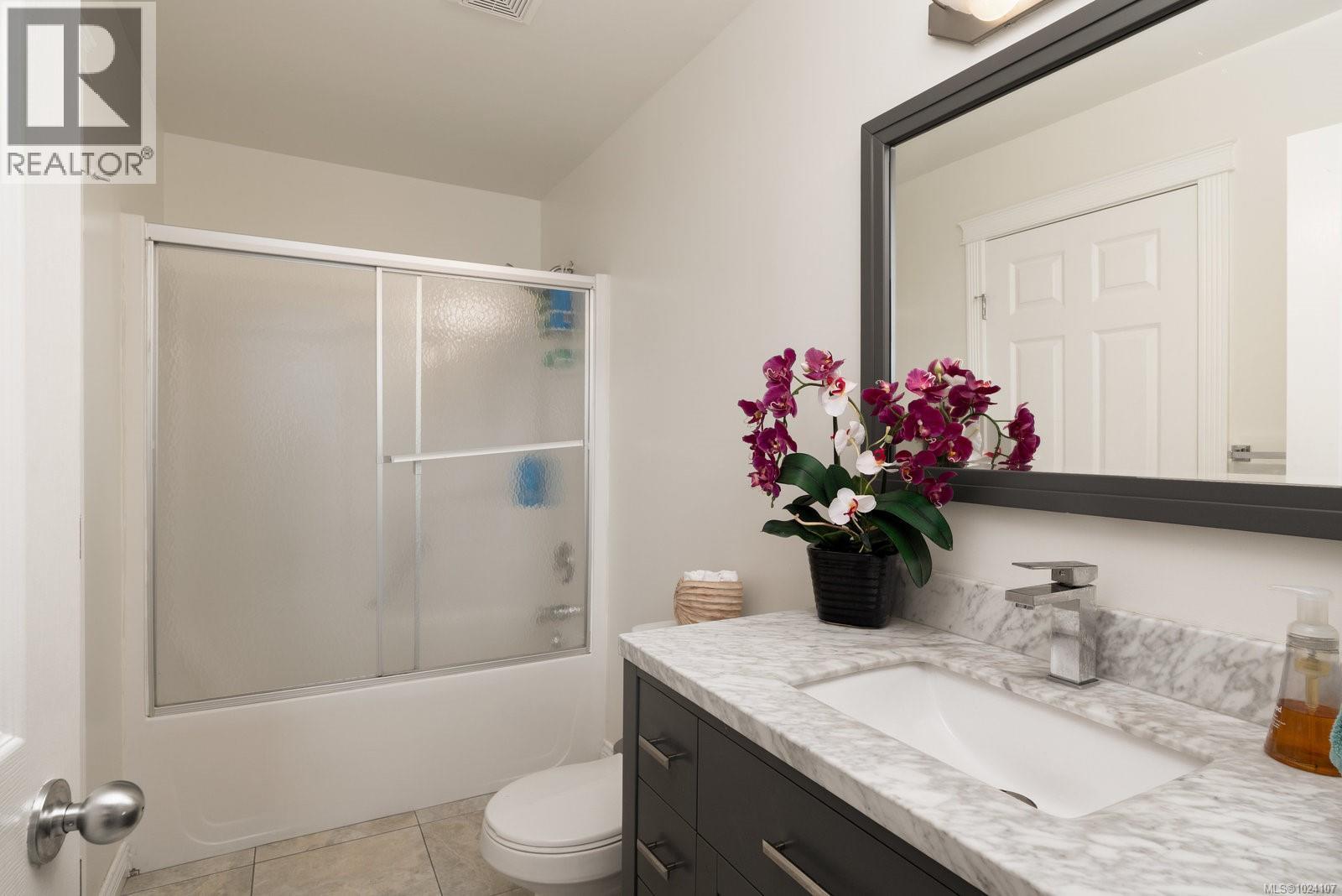  3908A Ascot Drive, Saanich