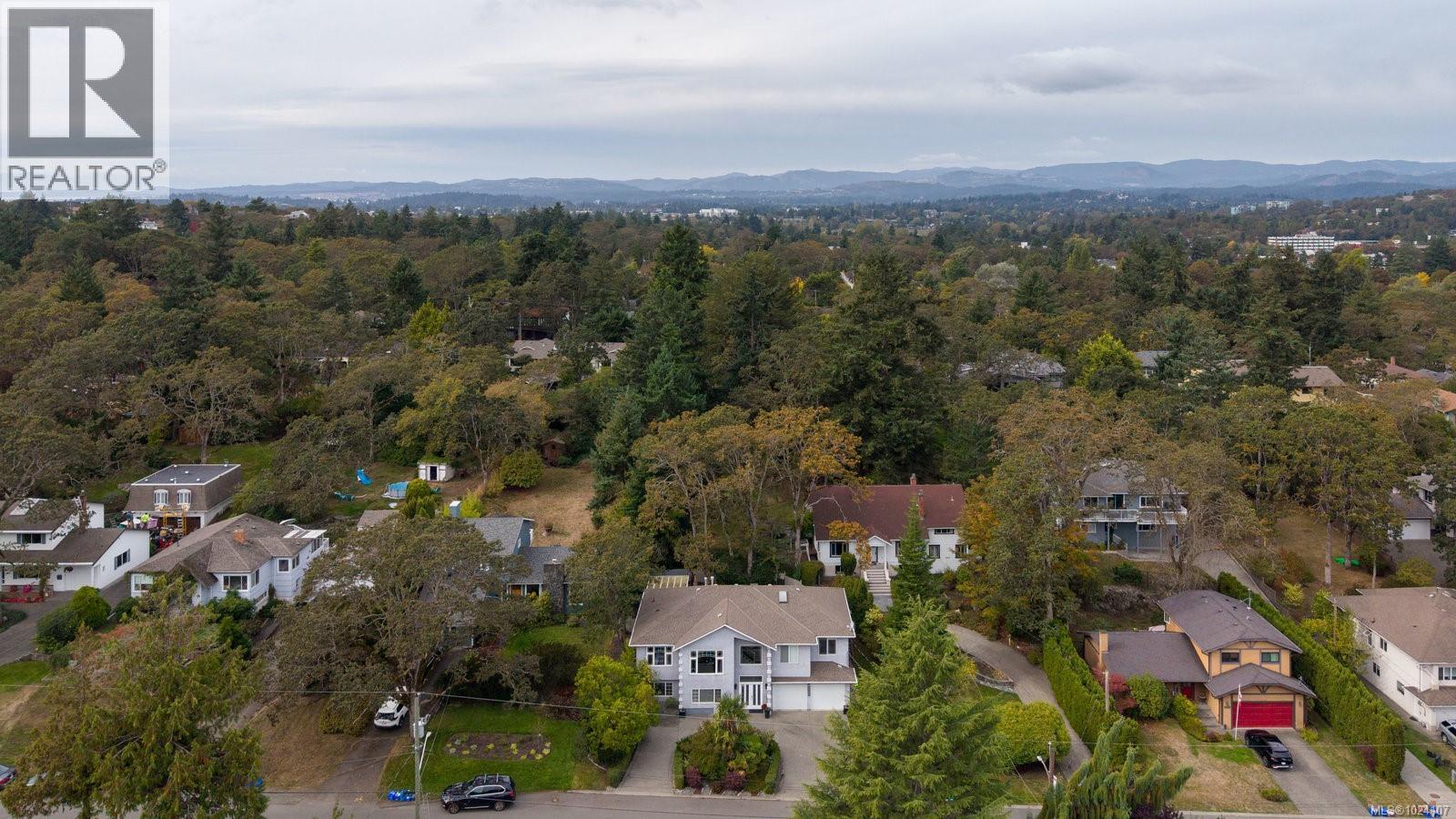  3908A Ascot Drive, Saanich