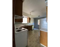 15855 Vine Avenue, White Rock, BC V4B2T5 Photo 6
