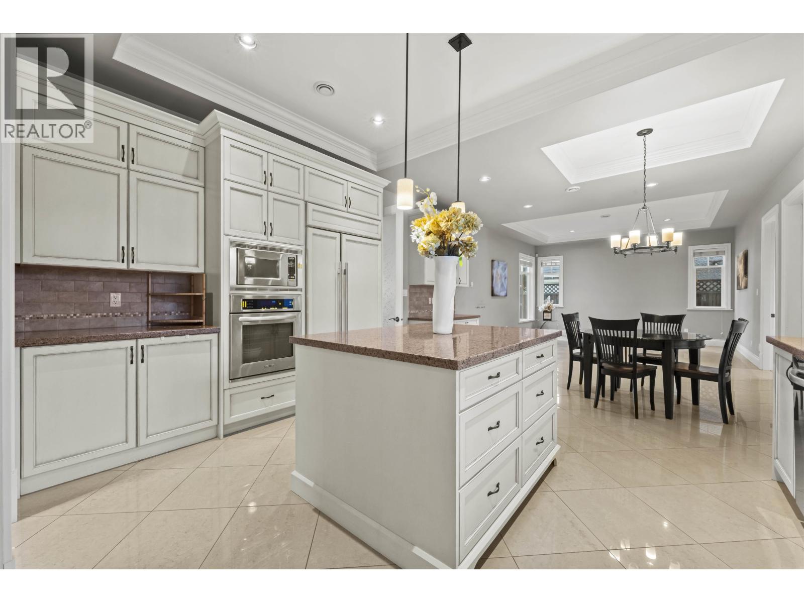 9131 DESMOND Road, Richmond