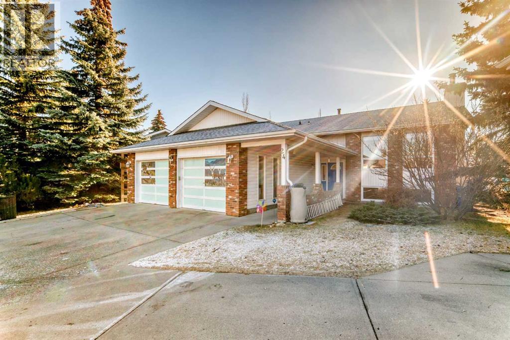 24 West Kerfoot Place, Cochrane