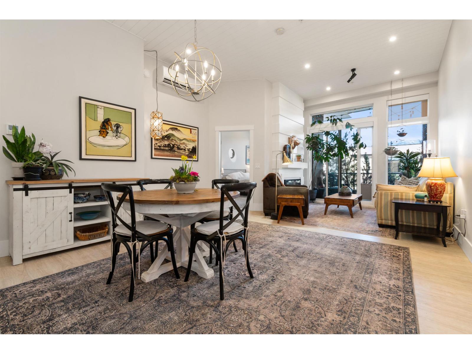 601 45745 WATSON ROAD, Sardis South, Chilliwack