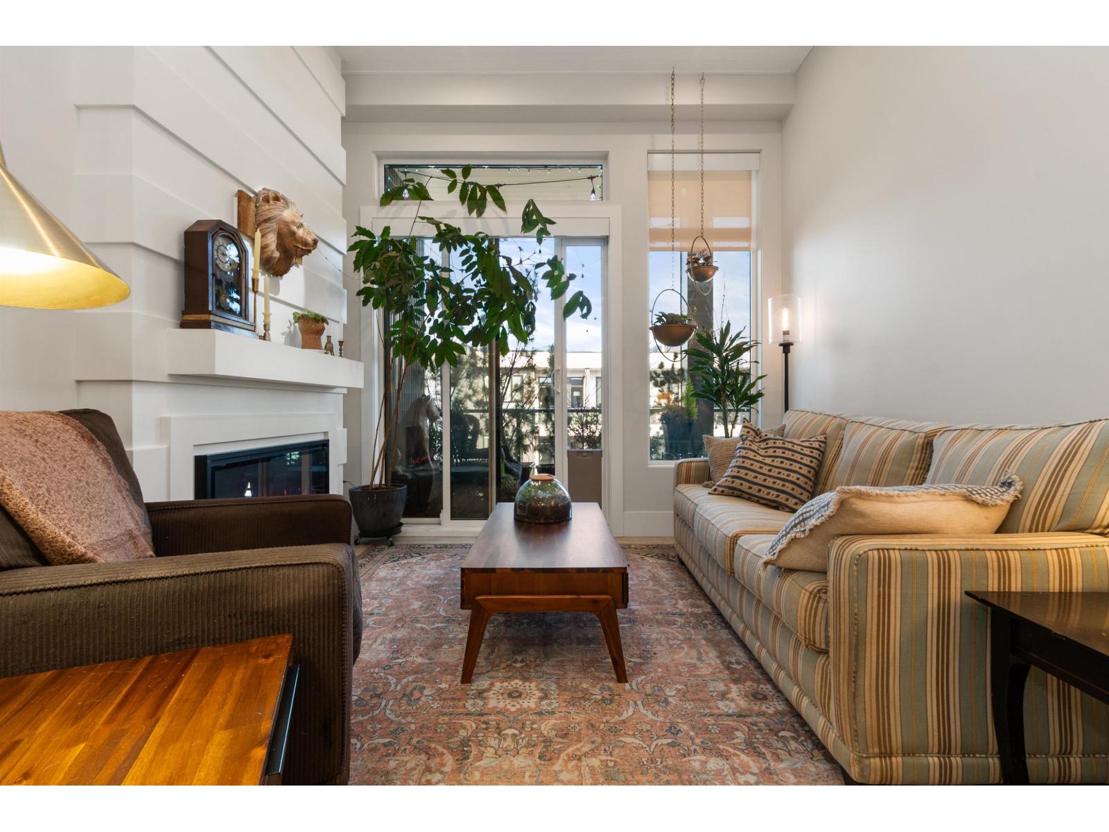 601 45745 WATSON ROAD, Sardis South, Chilliwack