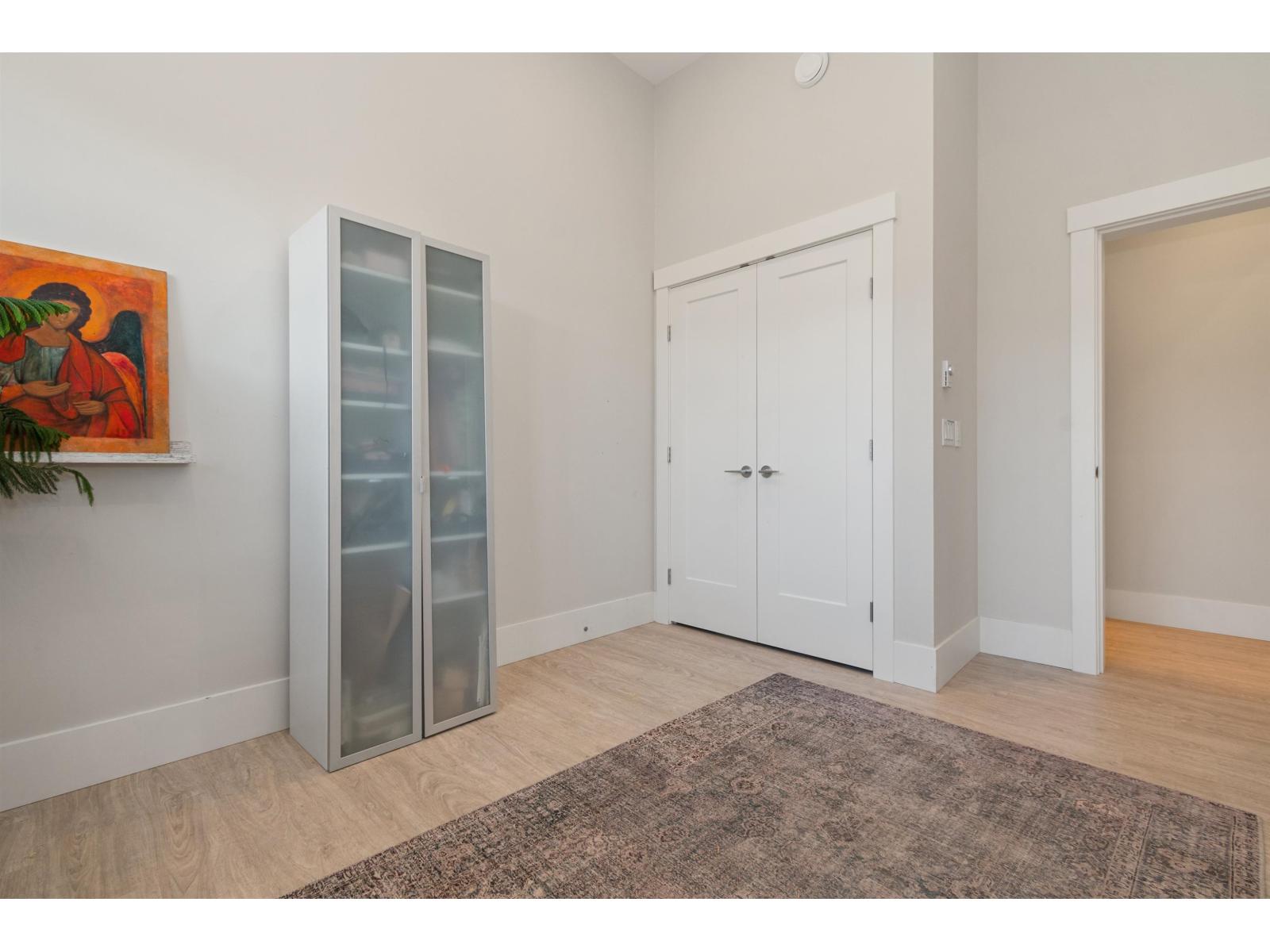 601 45745 WATSON ROAD, Sardis South, Chilliwack