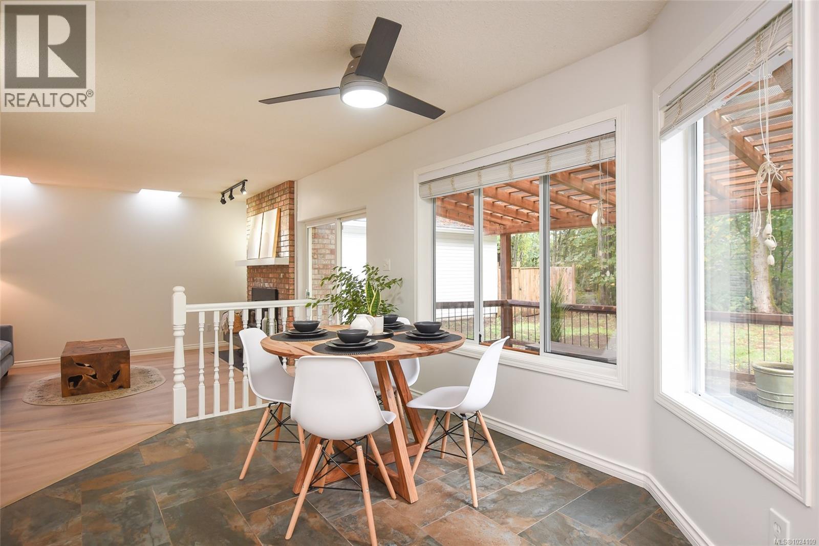 8868 Erickson Pl - 43