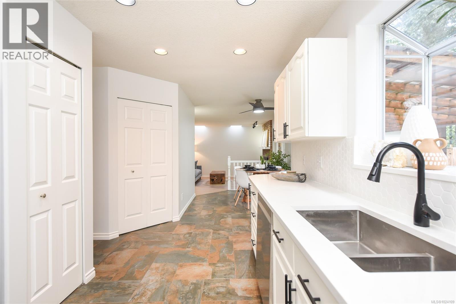 8868 Erickson Pl, Black Creek