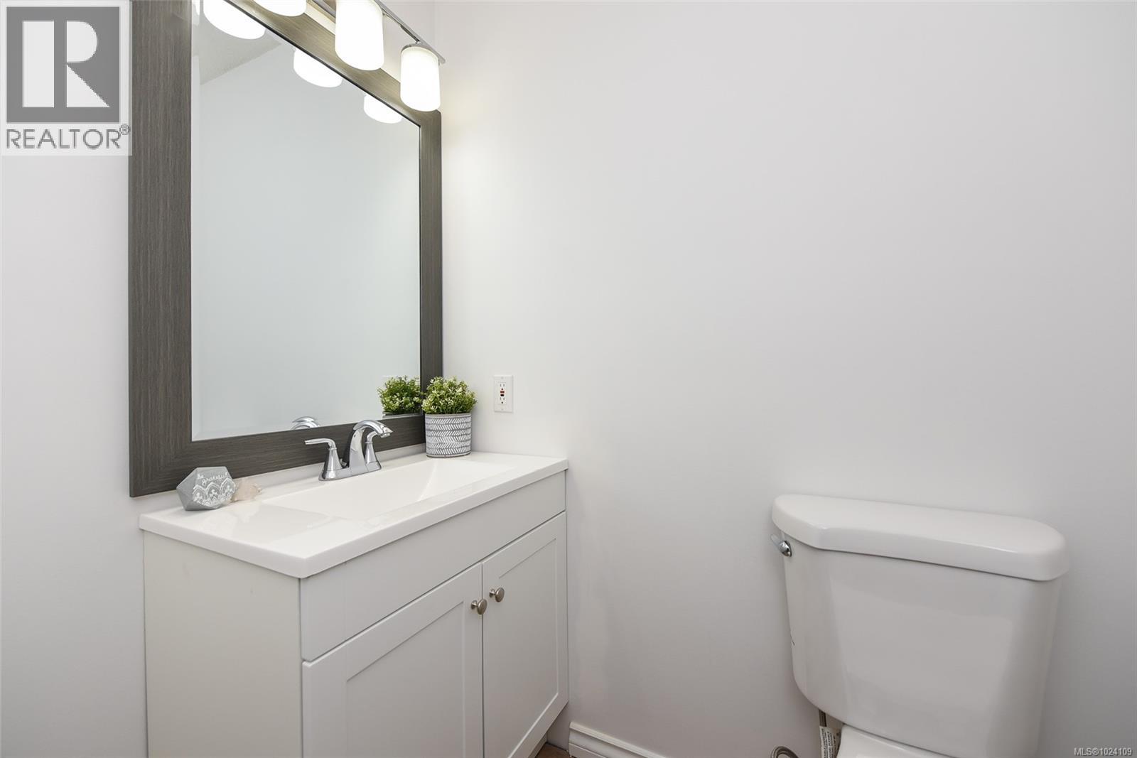 8868 Erickson Pl - 79