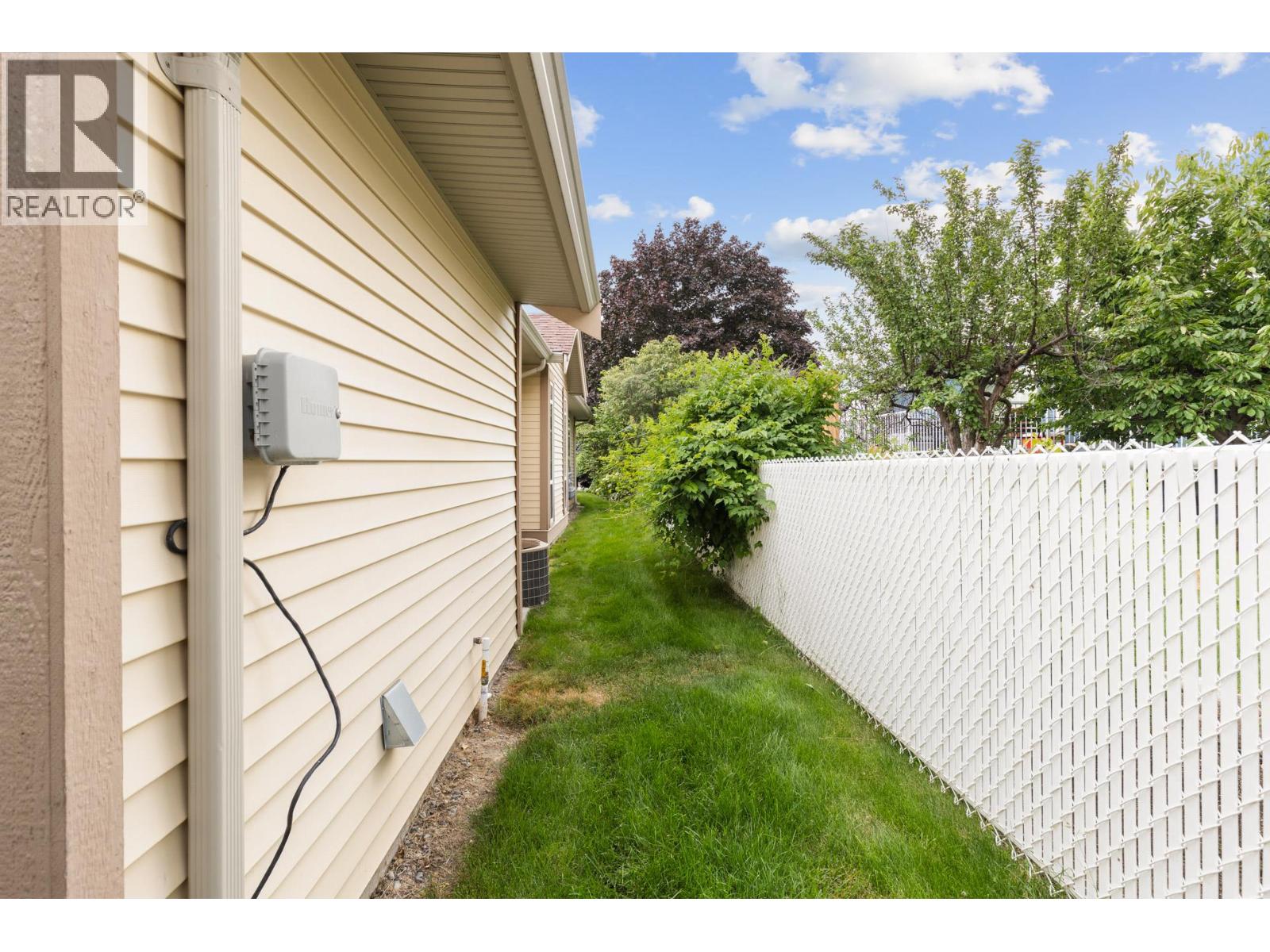 4032A Lake Avenue, Peachland