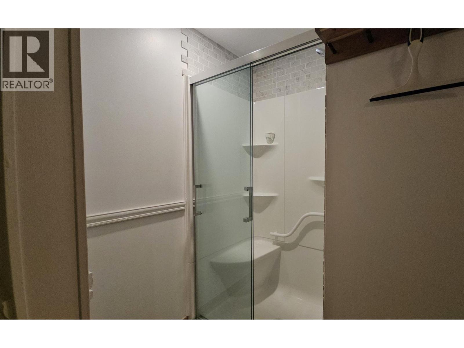 A 545 Lawrence Avenue, Kelowna