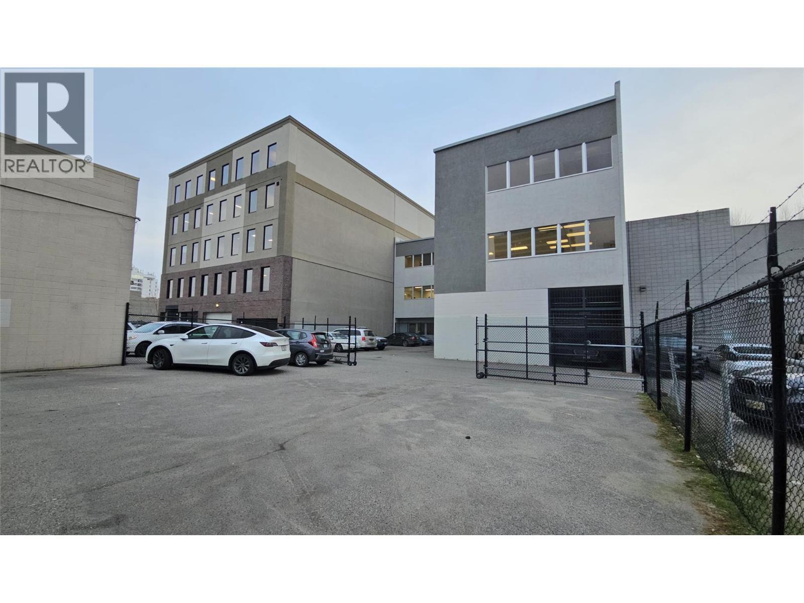 A 545 Lawrence Avenue, Kelowna