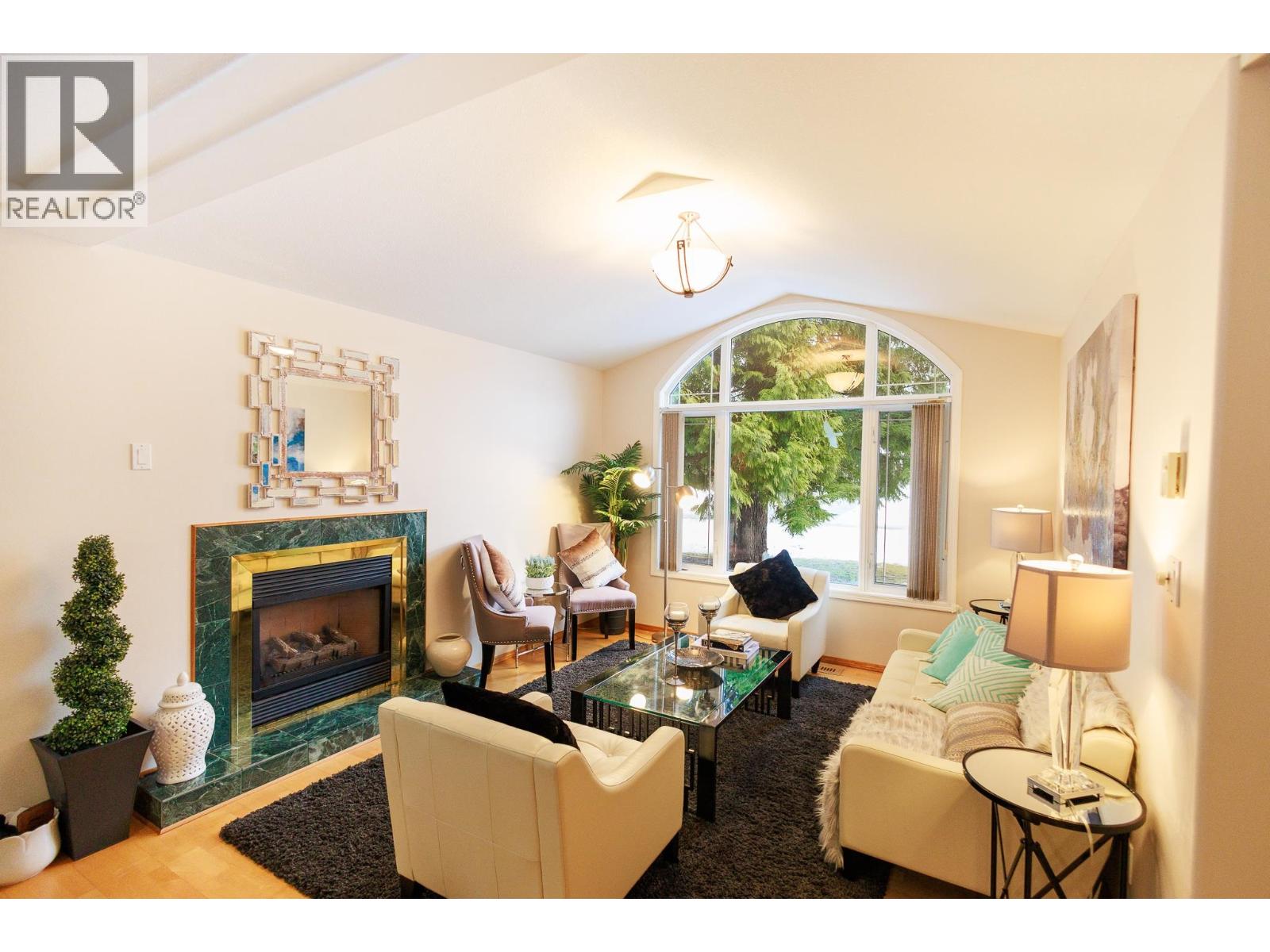 5418 MCCONNELL CRESCENT - 7